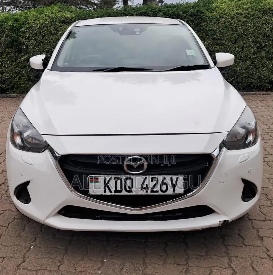 Mazda Demio 2017 White