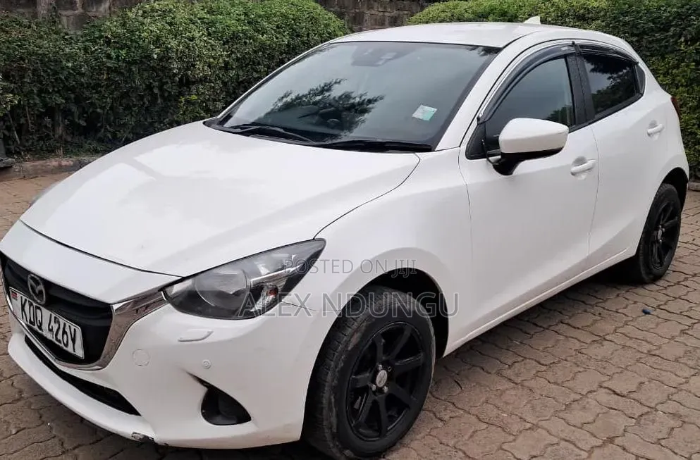Mazda Demio 2017 White