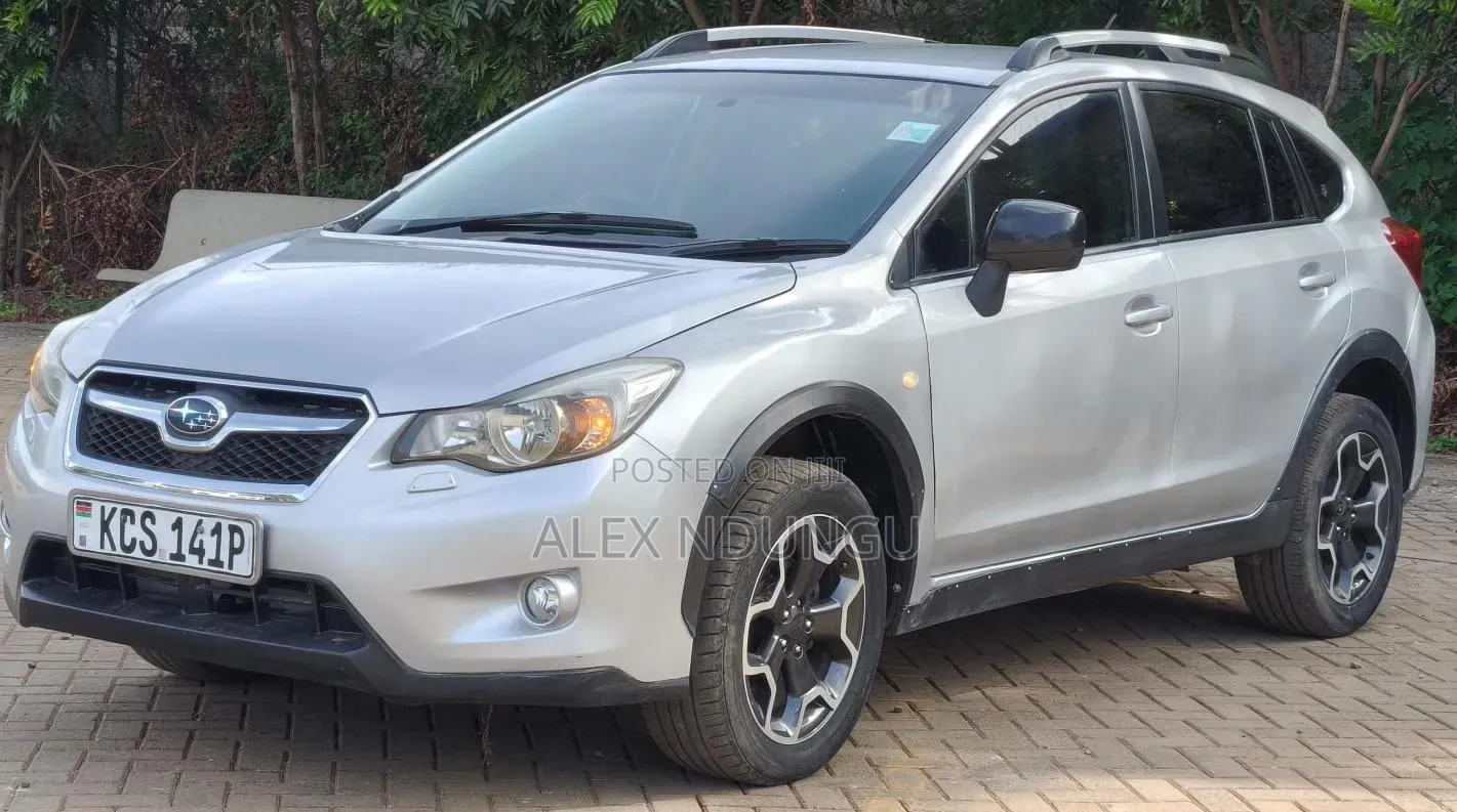 Subaru 1400 2011 White