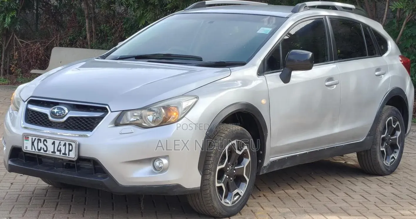 Subaru 1400 2011 White