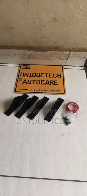 Universal 4PCS Rear Diffuser Fins