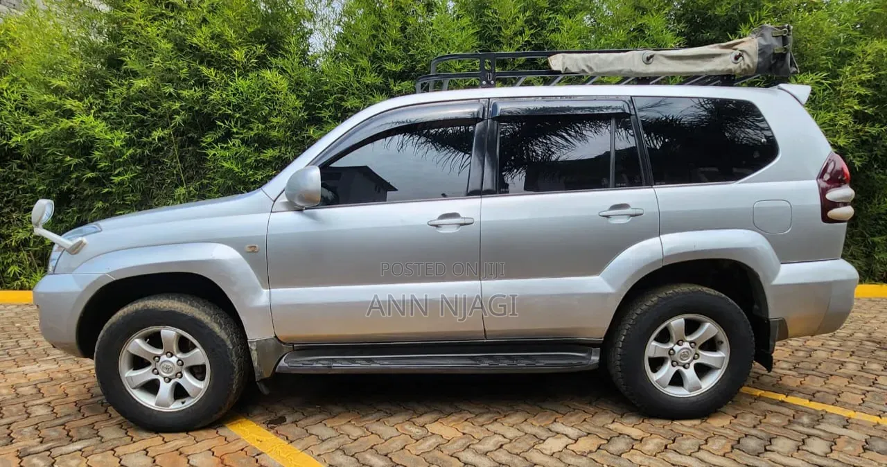 Toyota Land Cruiser Prado 2004 Silver