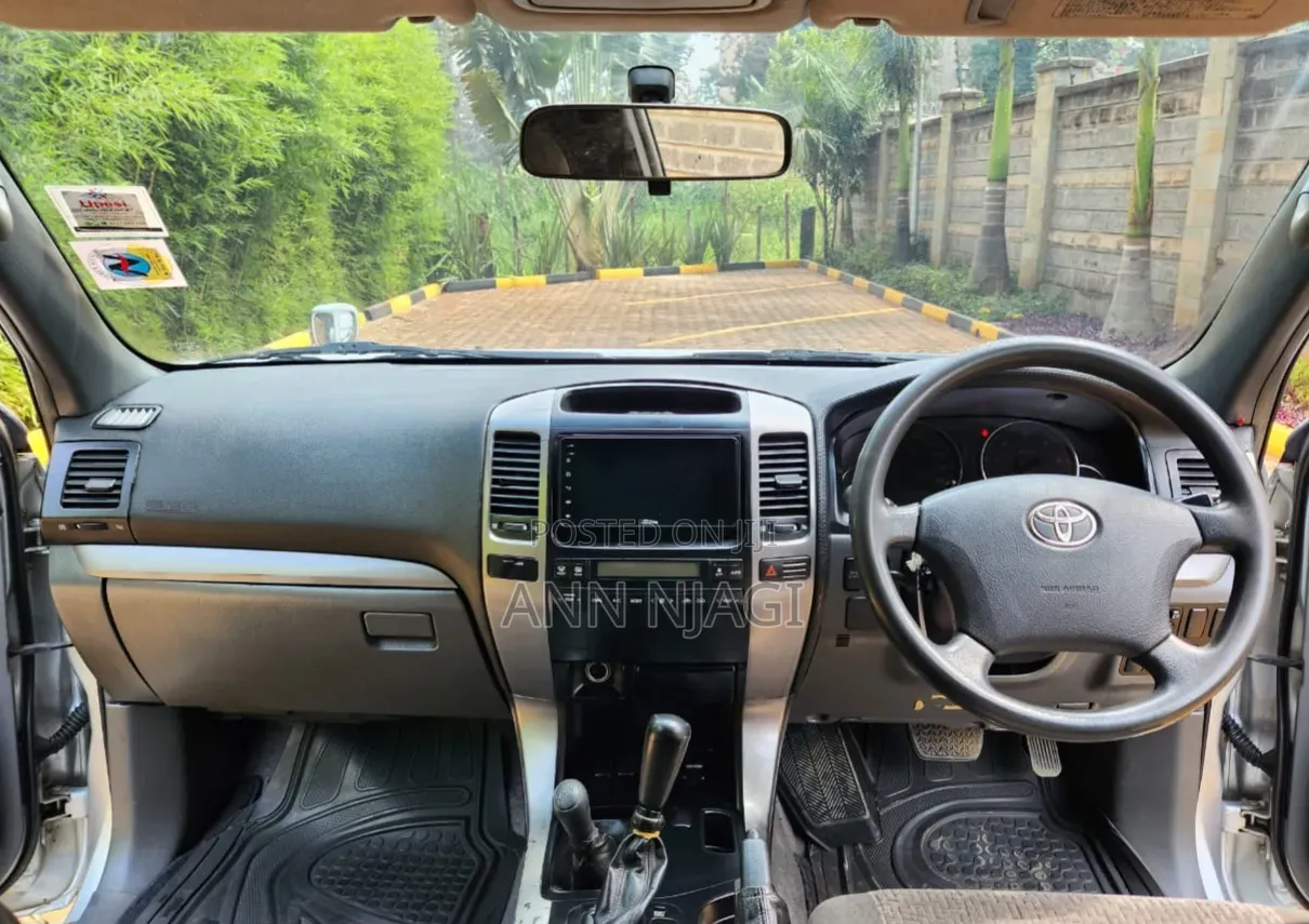 Toyota Land Cruiser Prado 2004 Silver