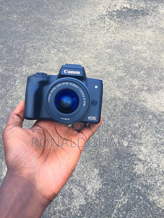 Canon EOS M50 Mark II Mirrorless Camera - thumbnail 3