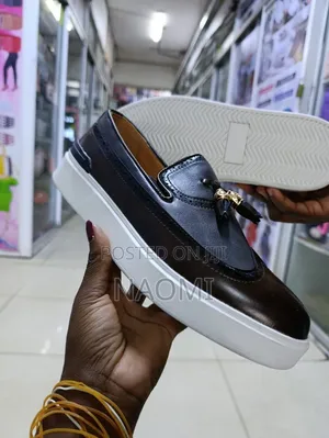Dealers in All Types of Shoes