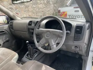 Isuzu D-MAX 2008 White