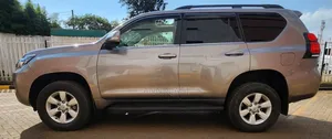 Toyota Land Cruiser Prado 2017 Brown