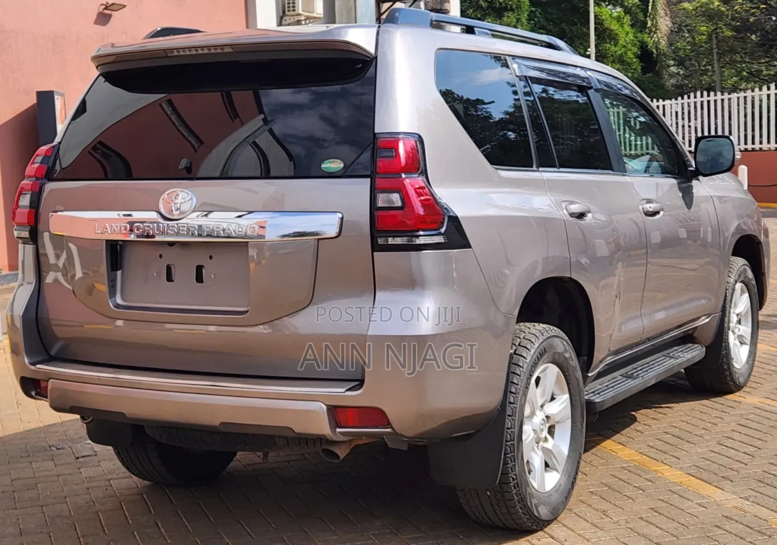 Toyota Land Cruiser Prado 2017 Brown