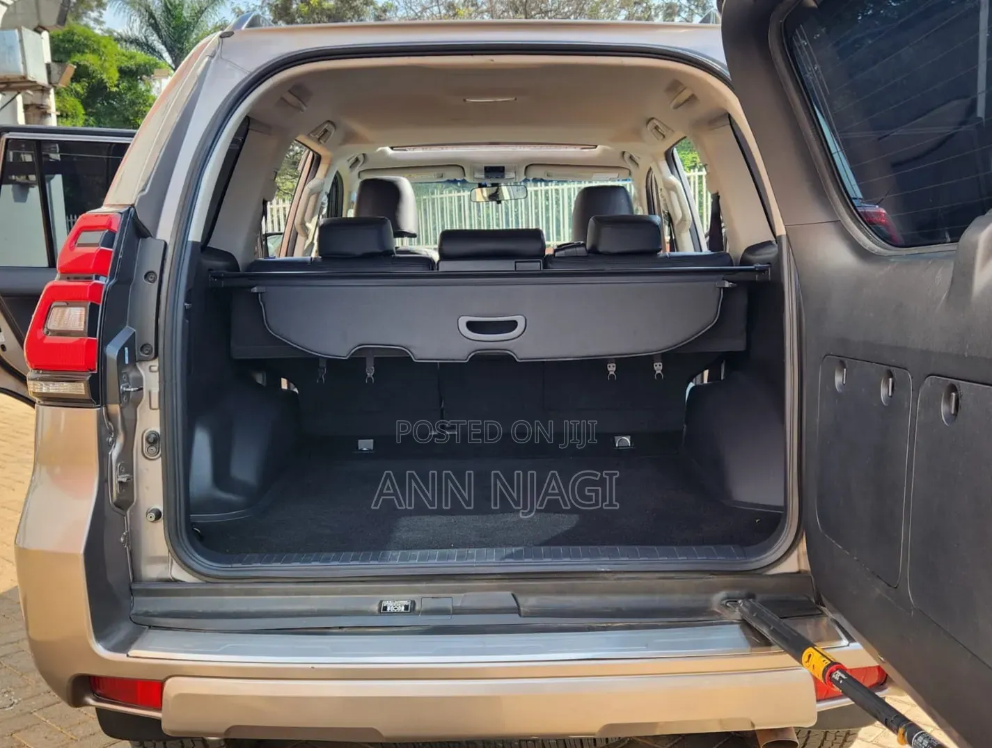 Toyota Land Cruiser Prado 2017 Brown