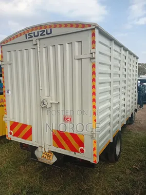 Isuzu NMR 3000cc