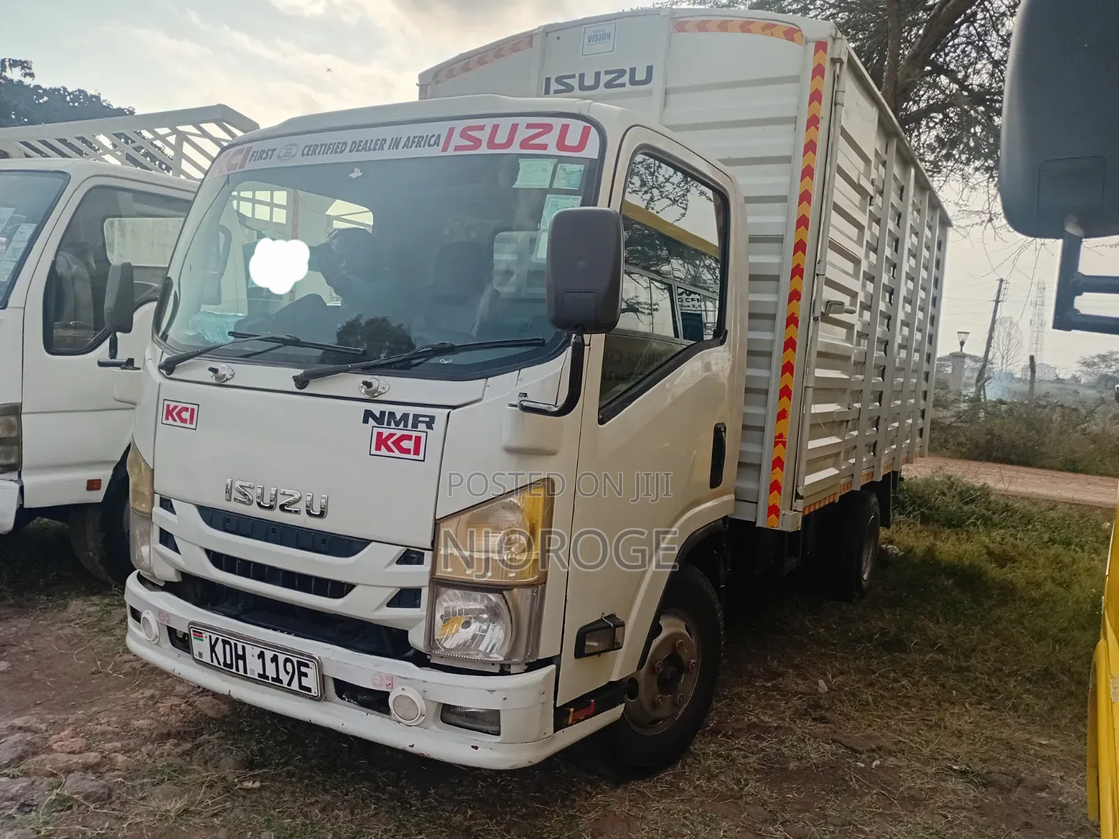 Isuzu NMR 3000cc