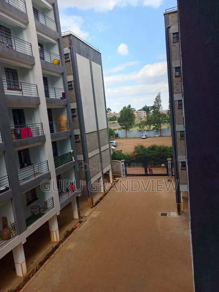 Waiyaki Way Studio Airbnb With Swimming Pool