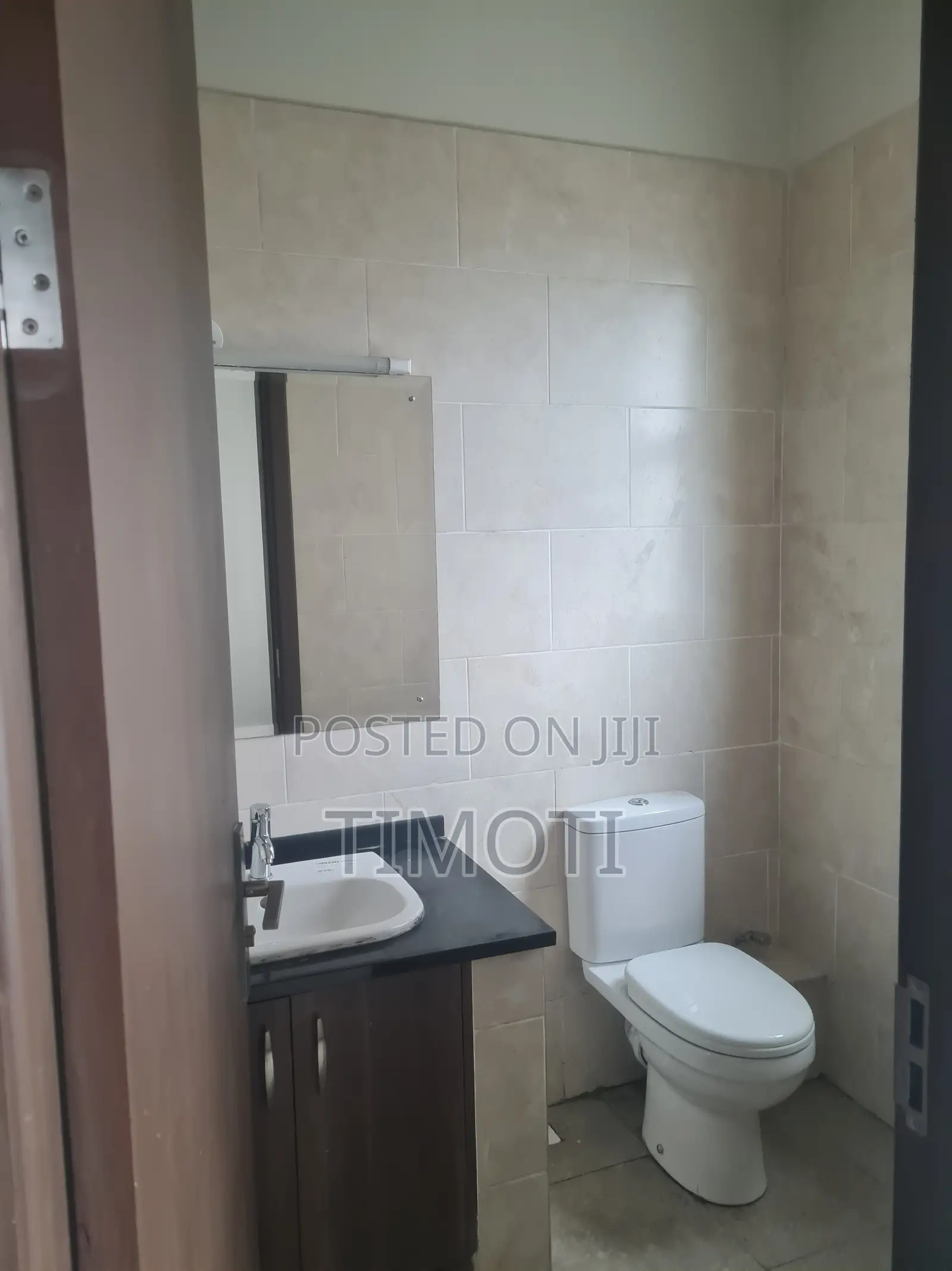 3 Bedroom Apartment Plus SQ