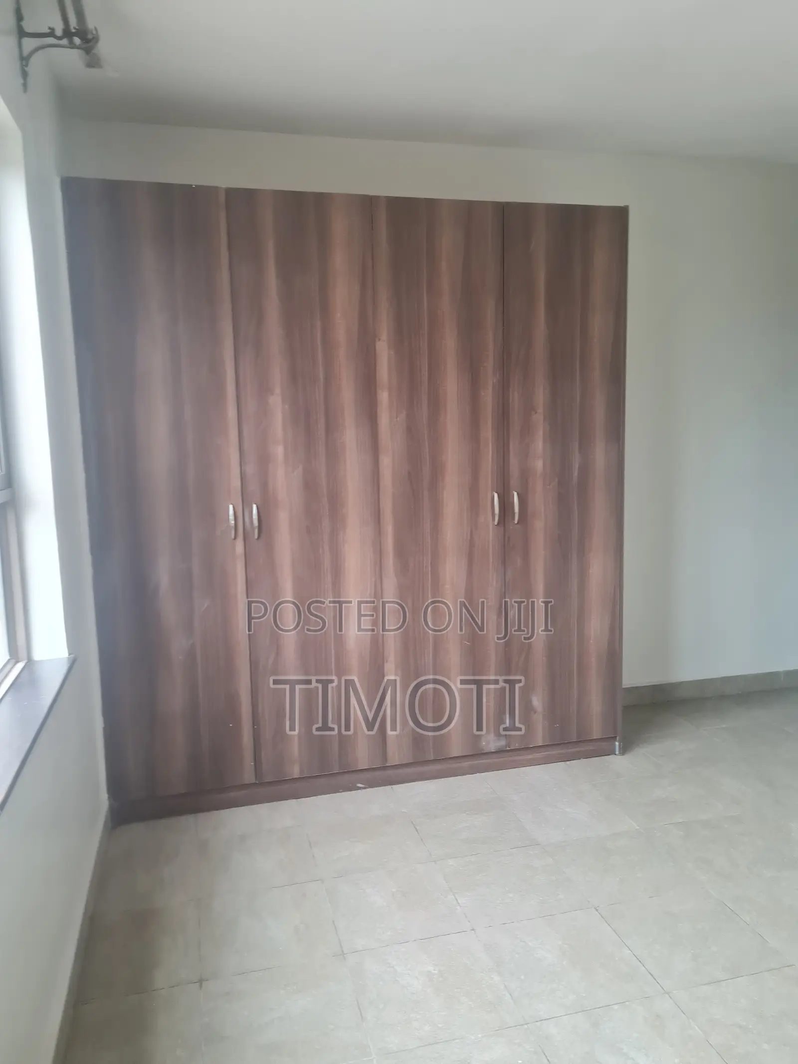 3 Bedroom Apartment Plus SQ