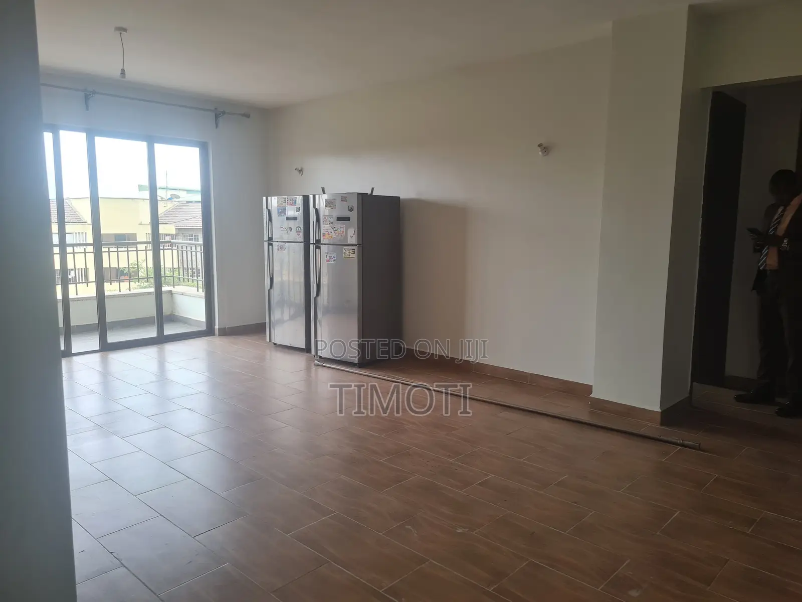 3 Bedroom Apartment Plus SQ