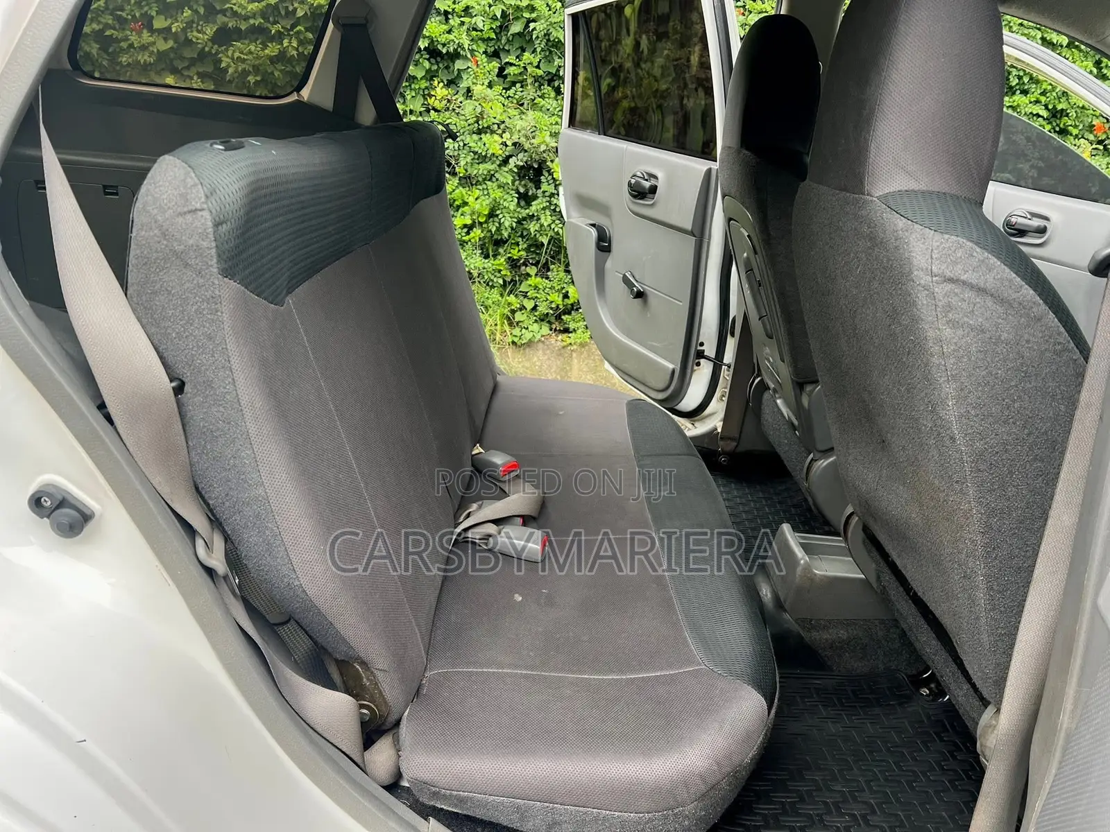 Nissan Advan 2012 White