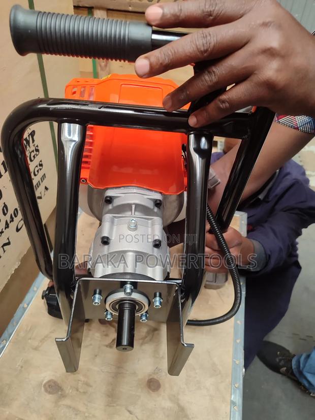 Heavy Duty Earth Auger - thumbnail 2