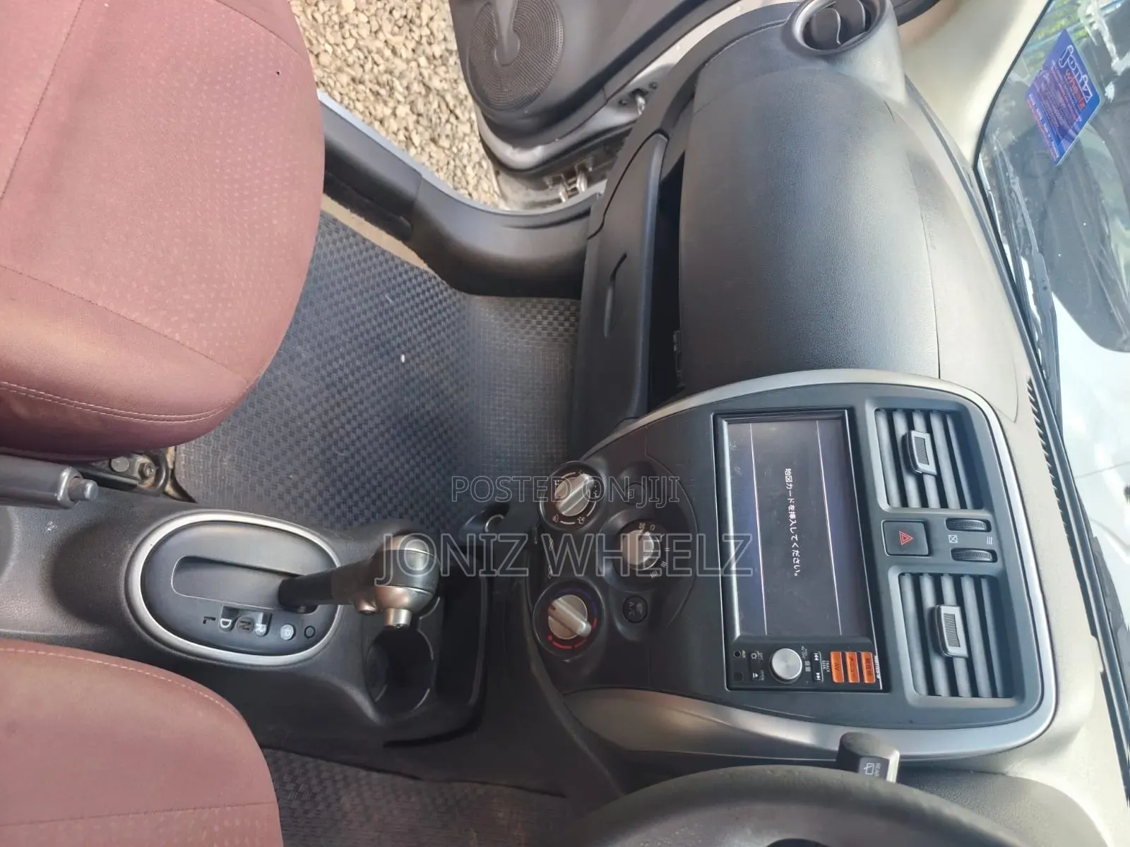 Nissan March 2015 Silver