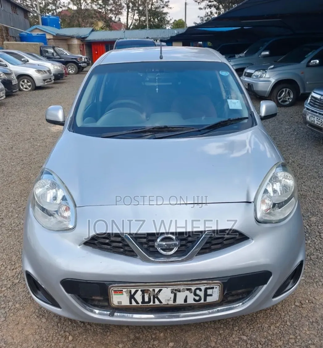 Nissan March 2015 Silver