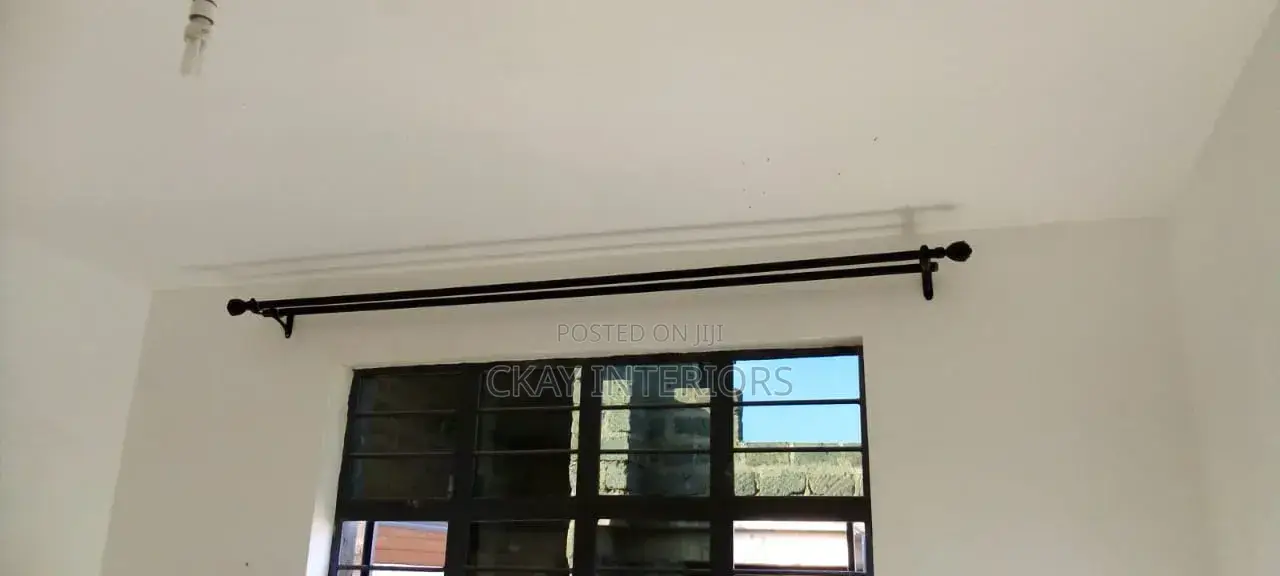 Engineered Good Quality Powder Coated Curtain Rods