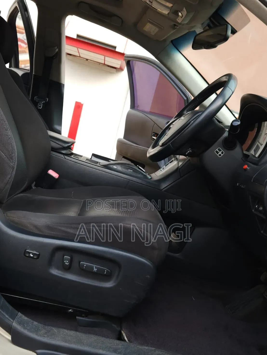 Lexus RX 2011 Gold