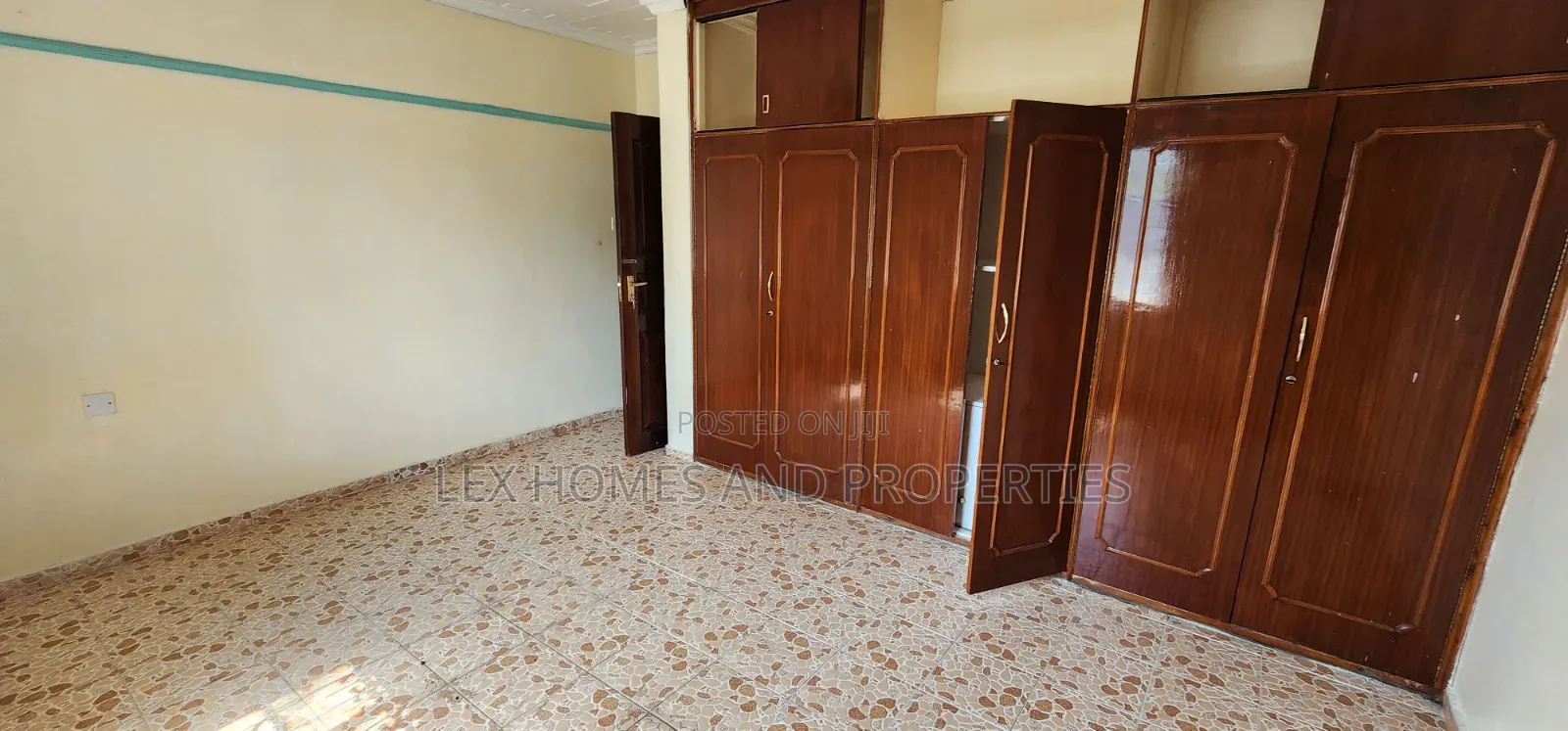 5bdrm Maisonette in NkaiMurunya for rent