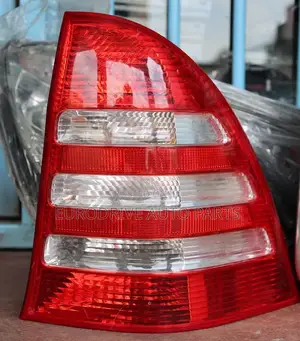 Mercedes Benz C-Class S203 Taillight