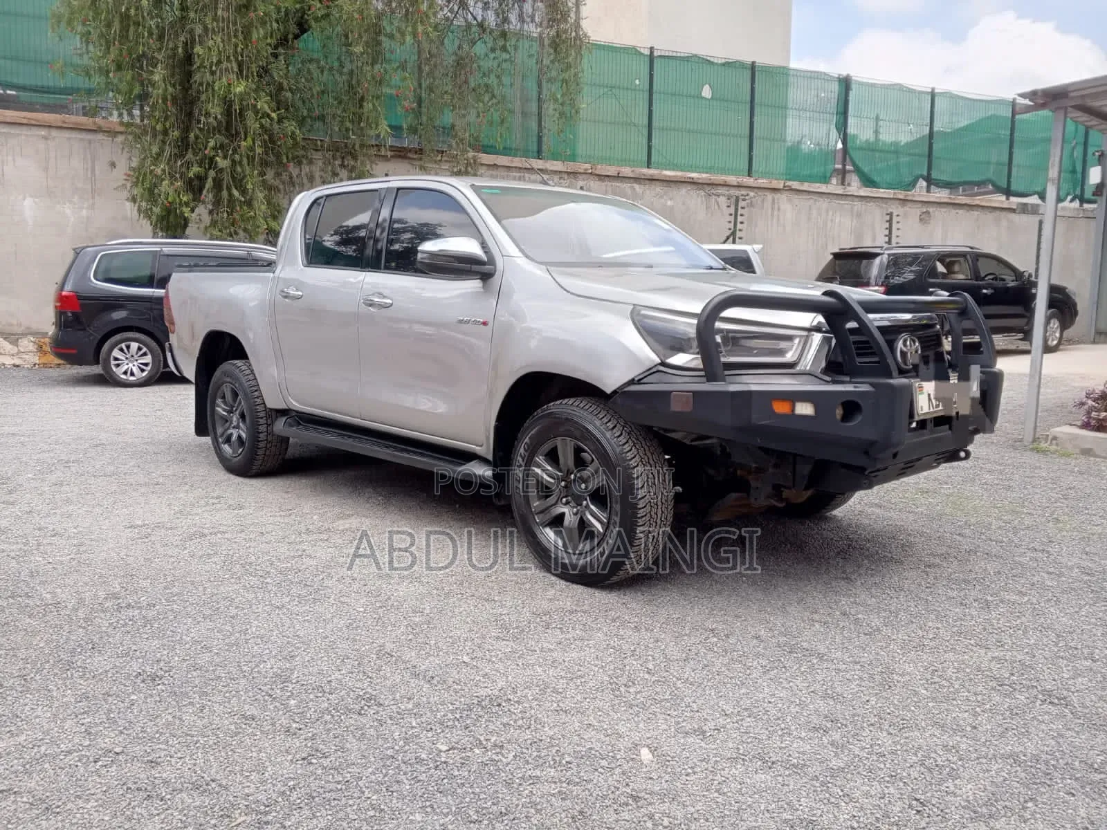 Toyota Hilux 2021 Silver