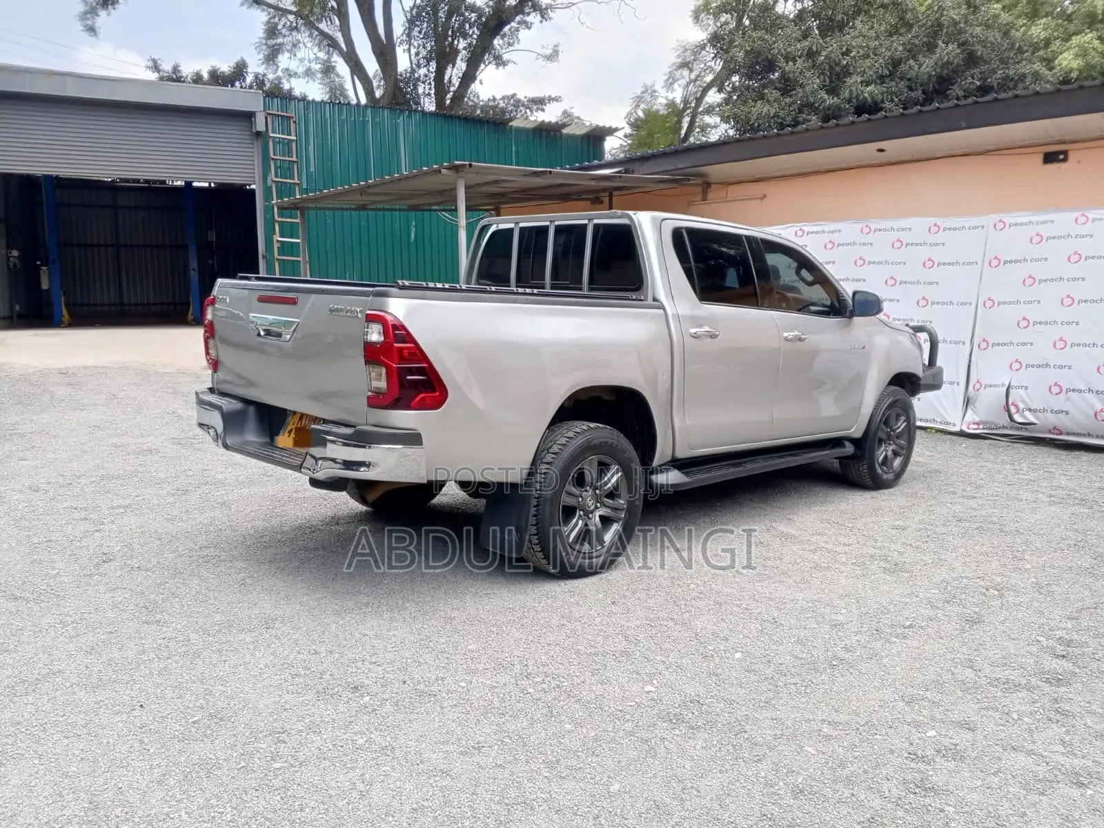 Toyota Hilux 2021 Silver