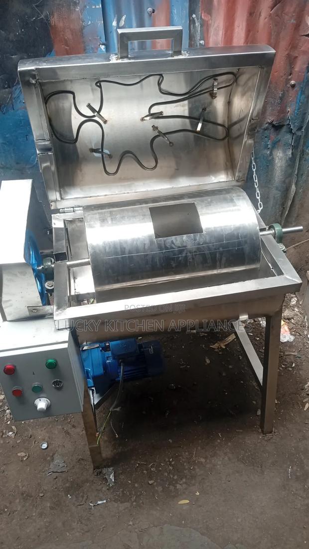 Pure Stainless Steel Peanut Roasted With Quality Motor.