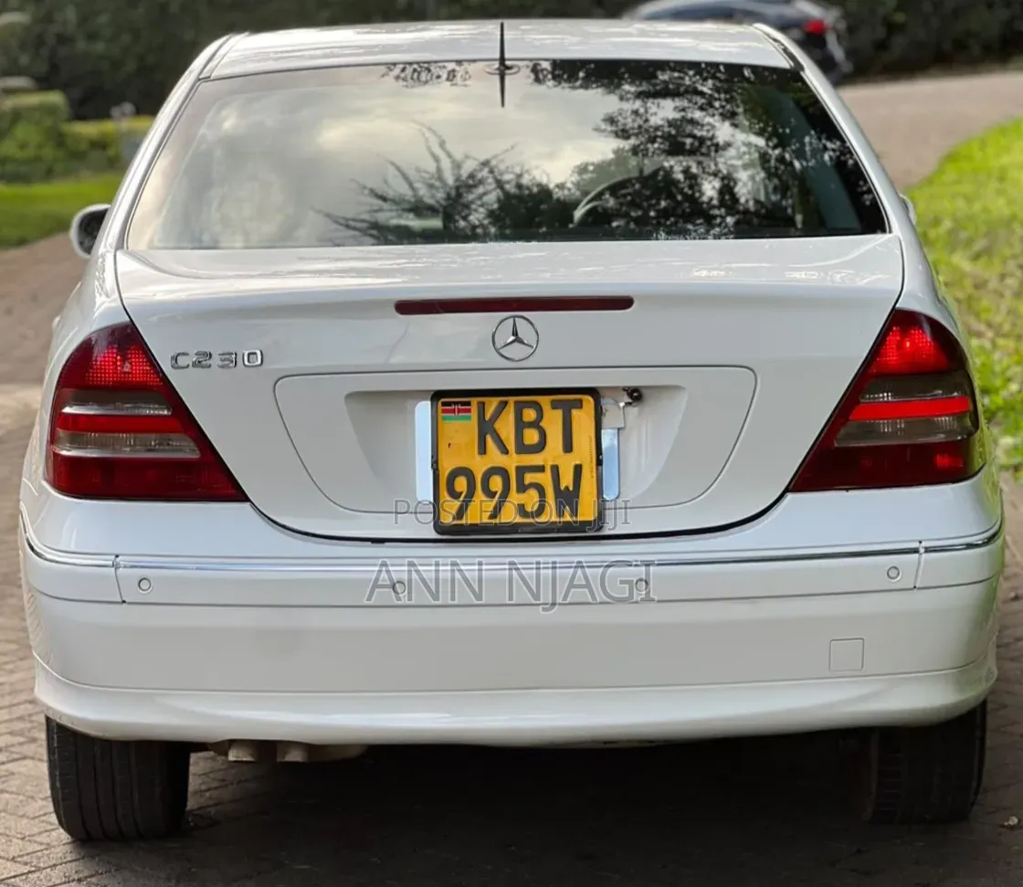 Mercedes-Benz C230 2005 Pearl