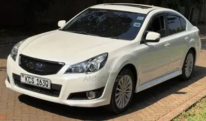 Subaru Legacy 2011 Pearl