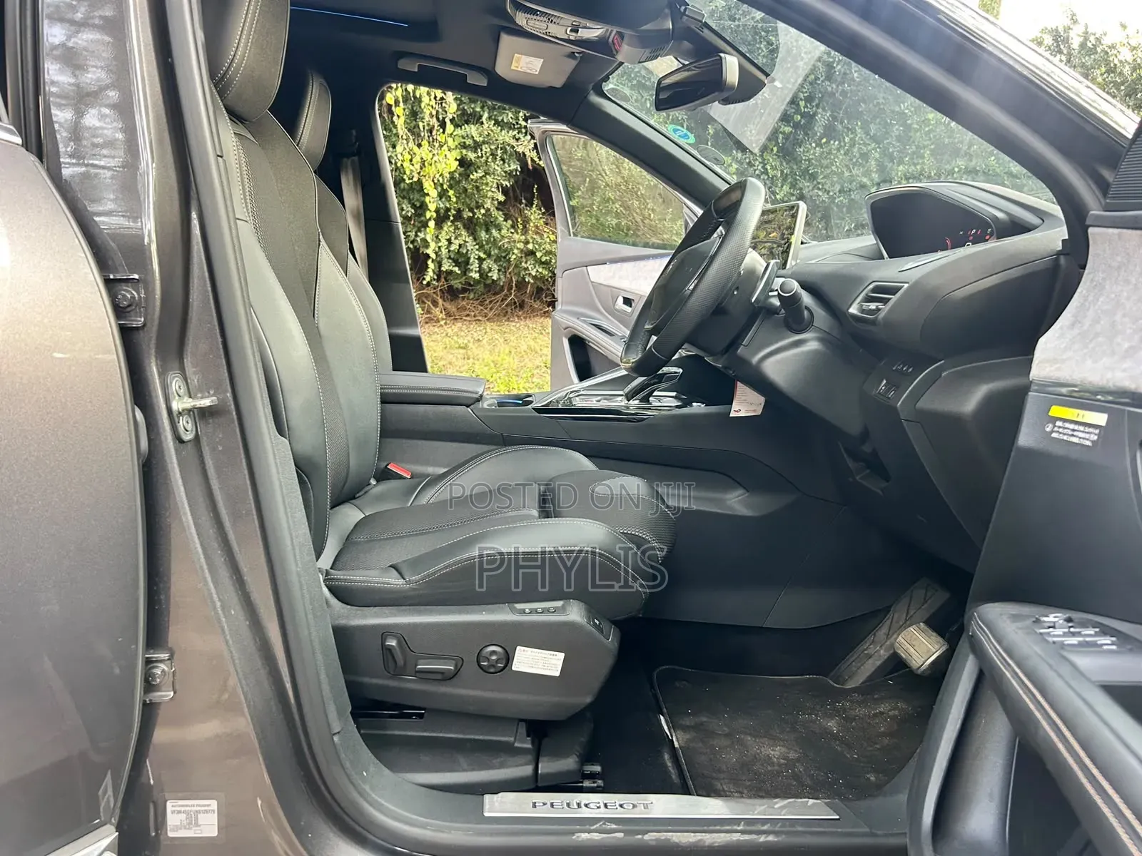 Peugeot 3008 2022 Gray