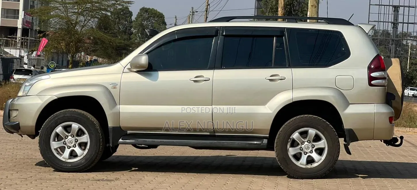 Toyota Land Cruiser Prado 2005 Silver
