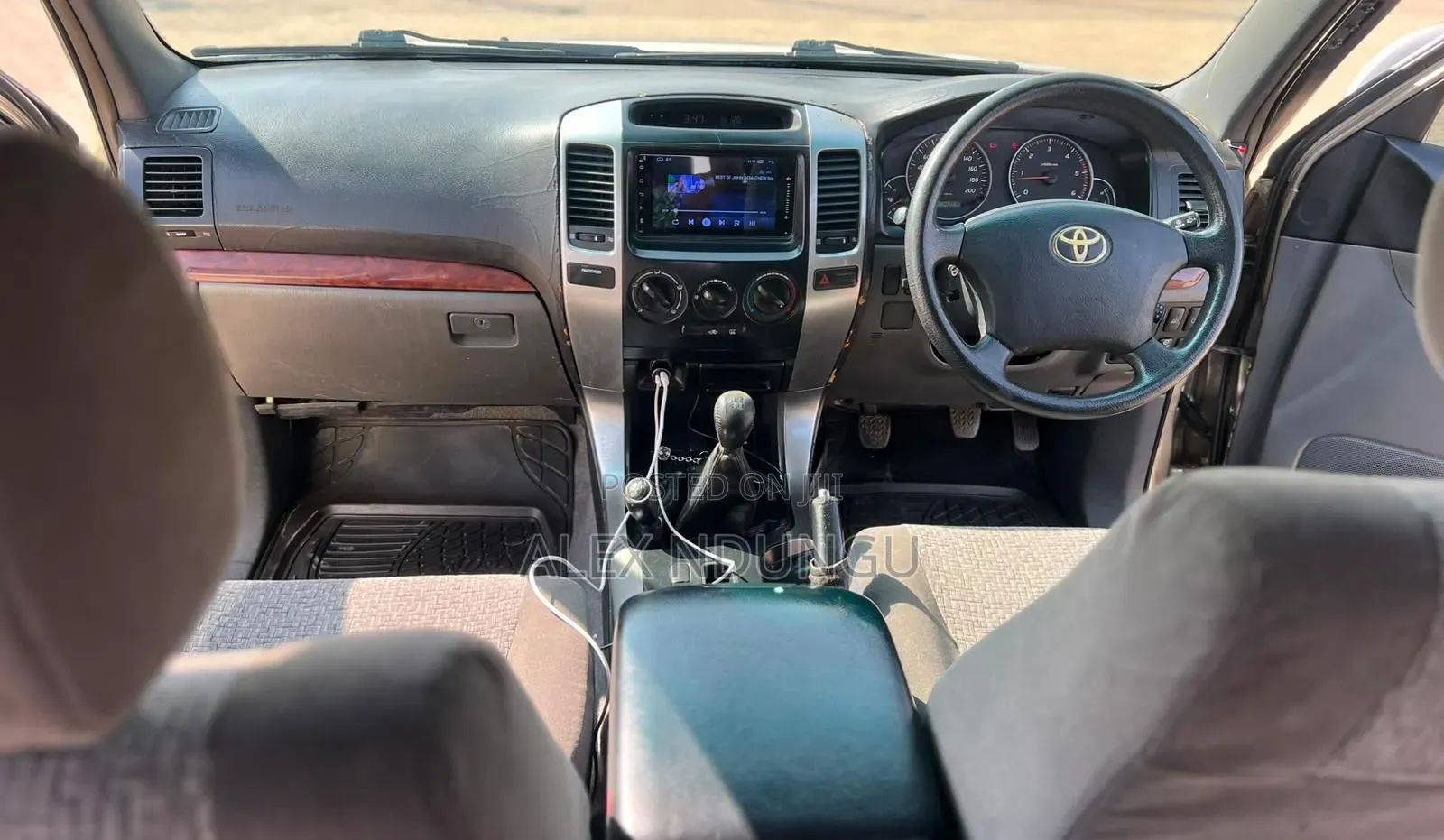 Toyota Land Cruiser Prado 2005 Silver