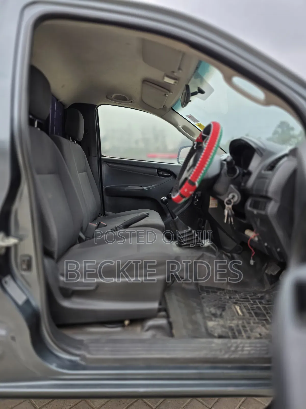 Isuzu D-MAX 2021 Gray