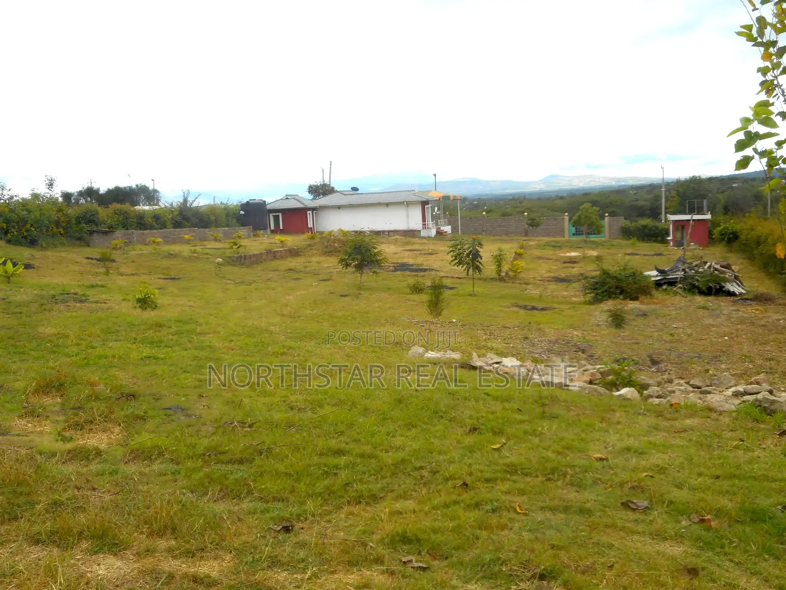 5bdrm Farm House in Kithini, Junction for sale