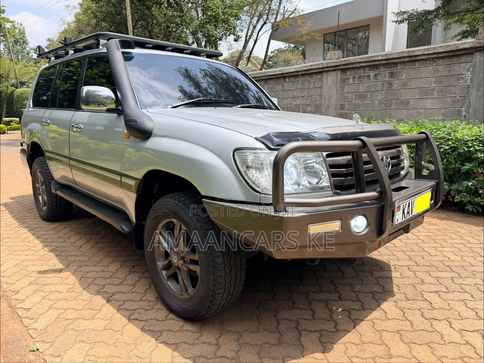Toyota Land Cruiser 100 4.2 2006 Silver