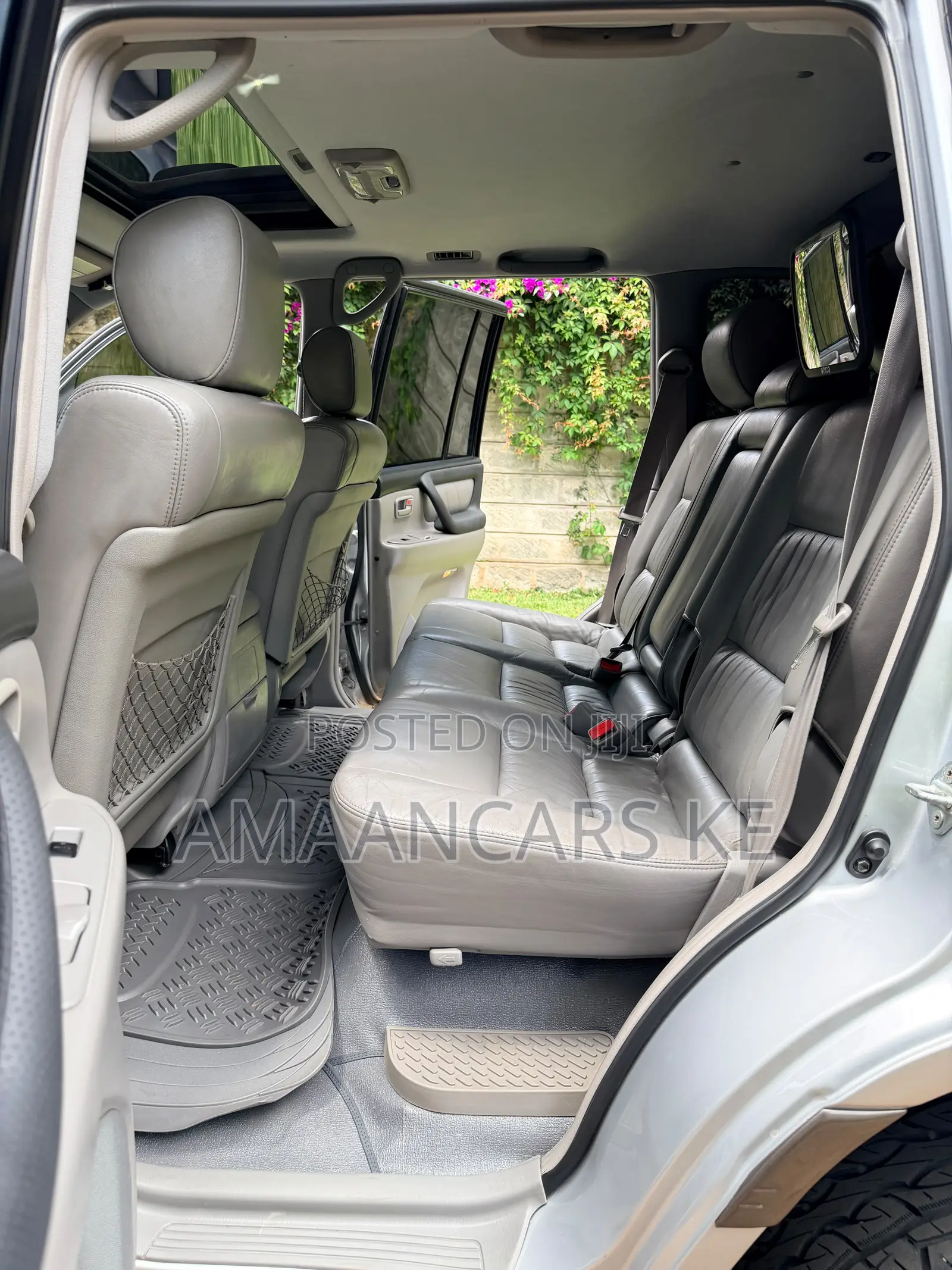 Toyota Land Cruiser 100 4.2 2006 Silver