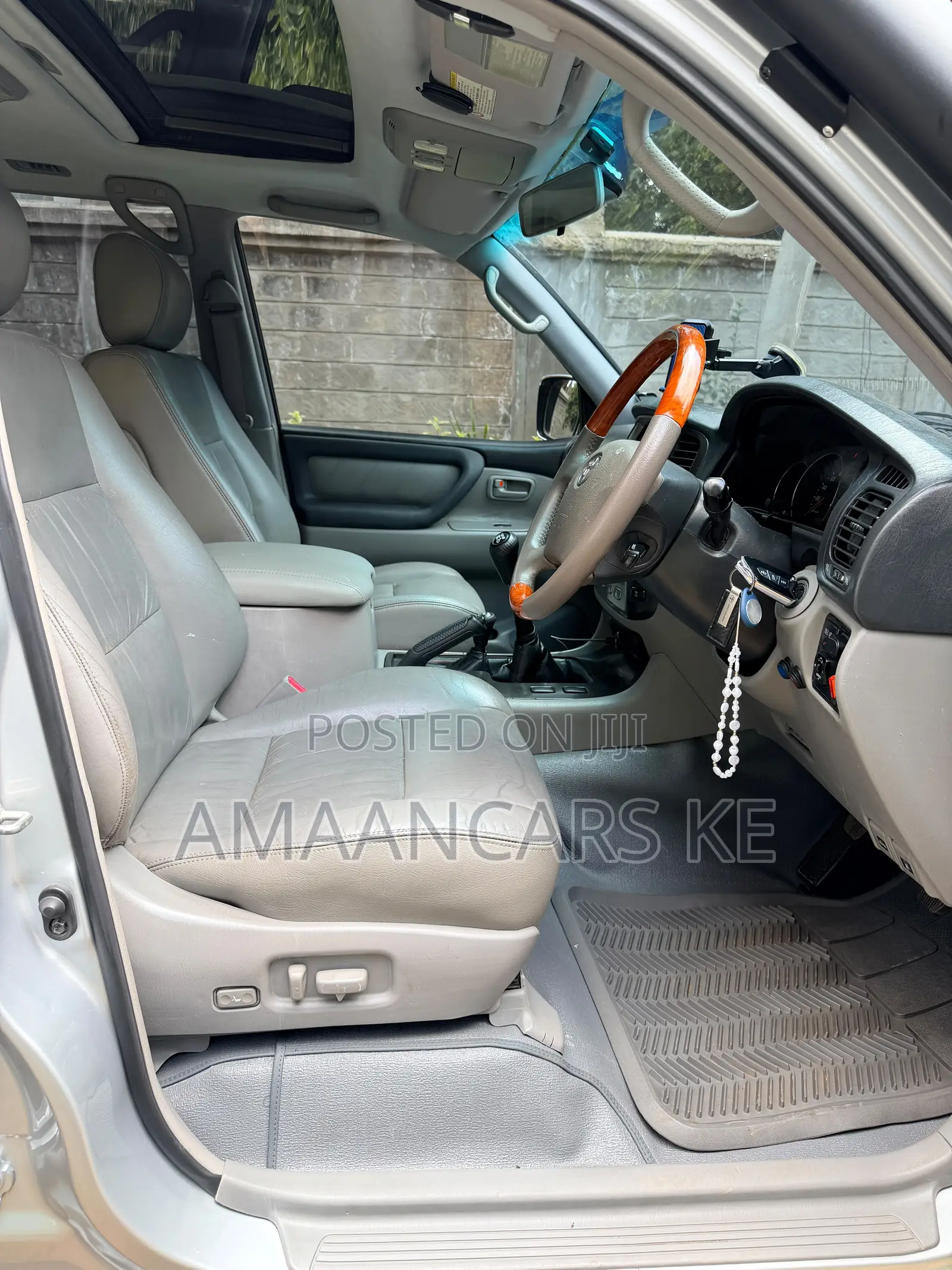 Toyota Land Cruiser 100 4.2 2006 Silver