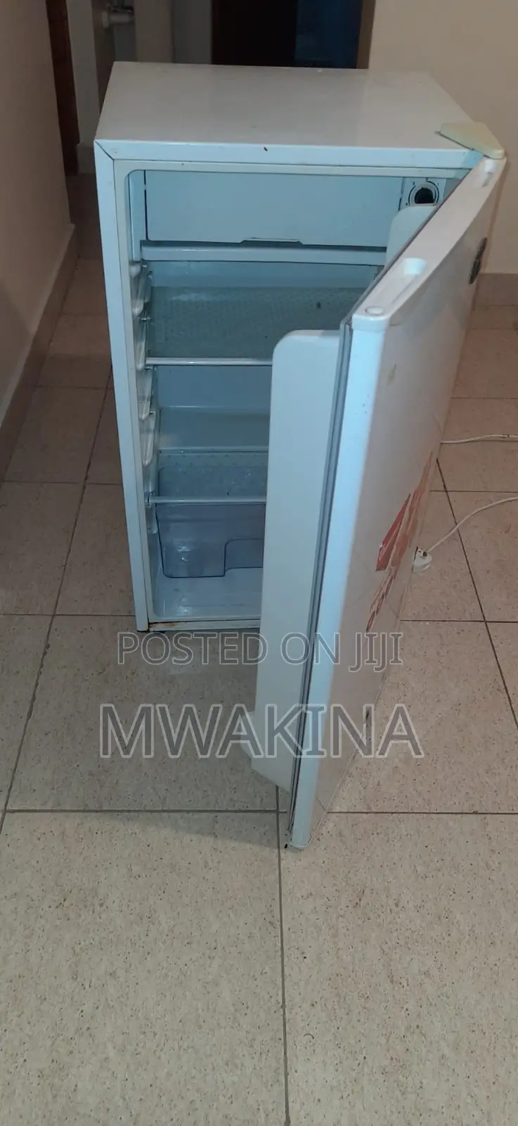 Ramtons RF/214 90 Liters Single Door Direct Cool Fridge