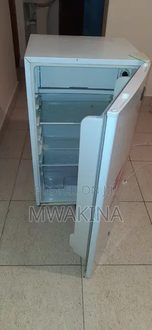 Ramtons RF/214 90 Liters Single Door Direct Cool Fridge
