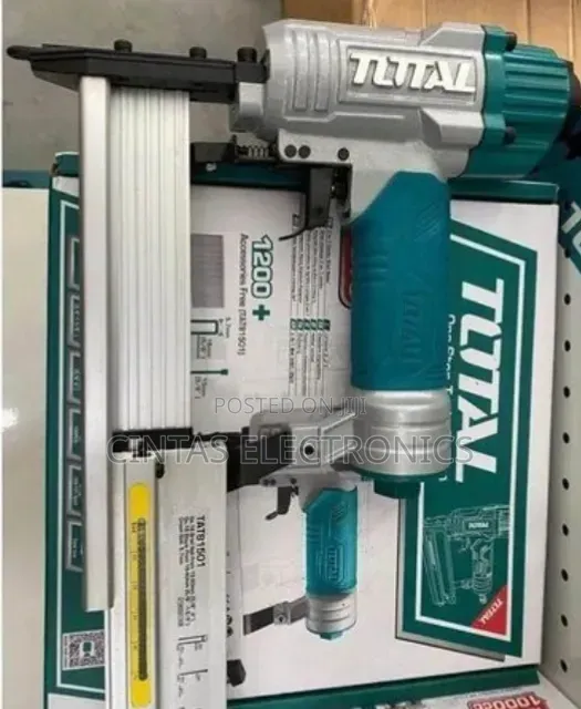 TOTAL TAT81501 2-in-1 Air Nailer