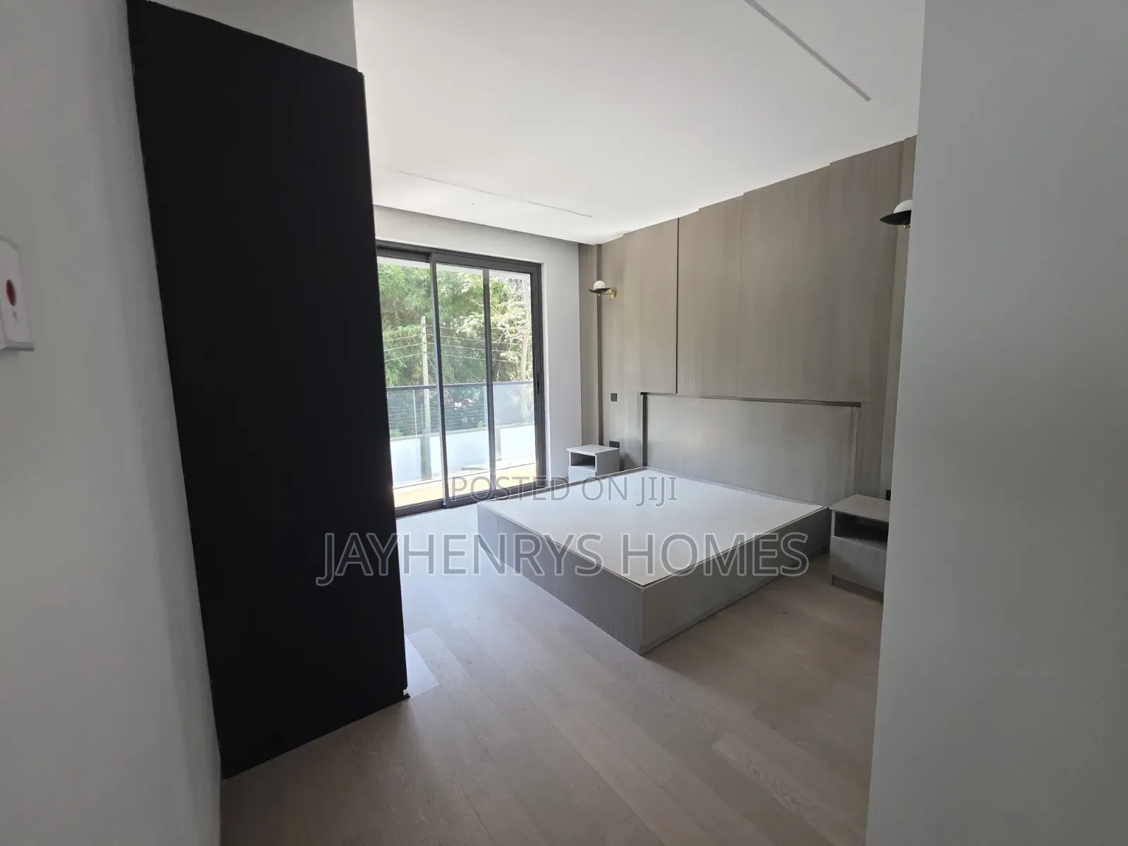 6bdrm House in Muthangari for sale
