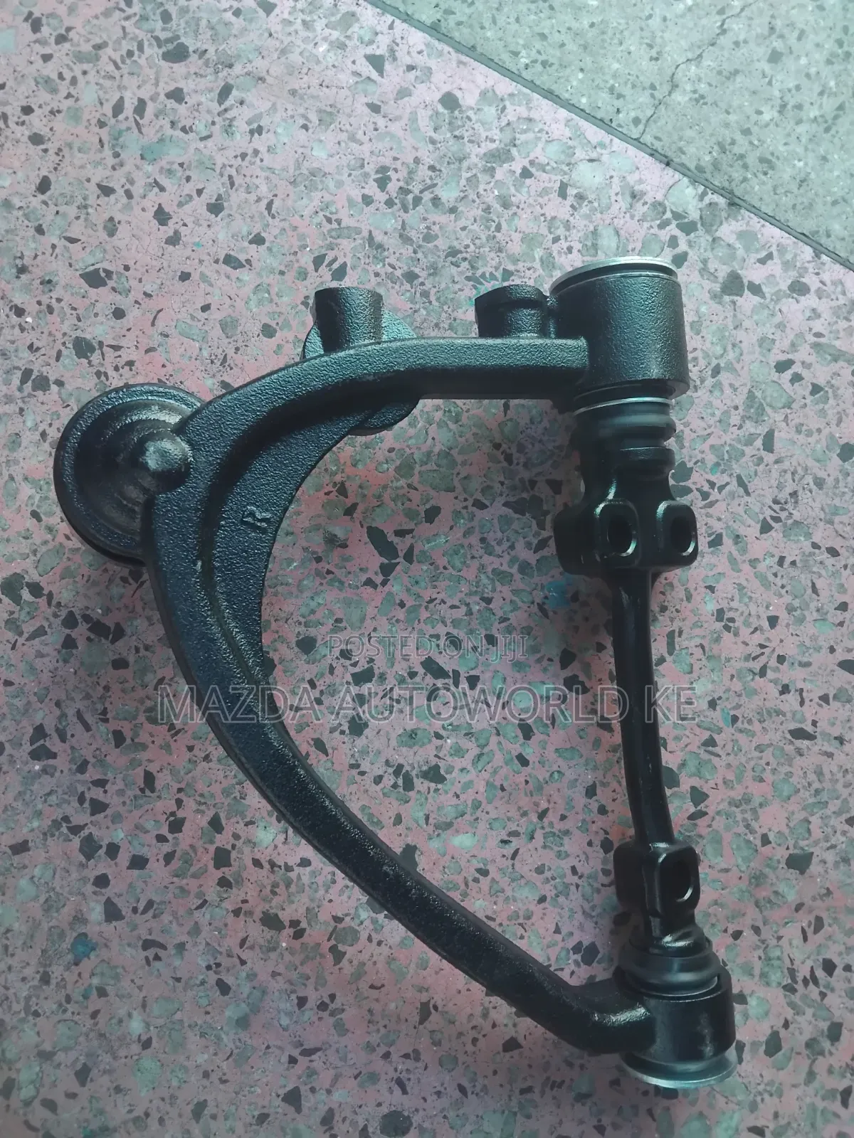 Toyota Hiace 7l/Box Control Arm