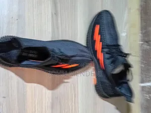 Sports Shoes