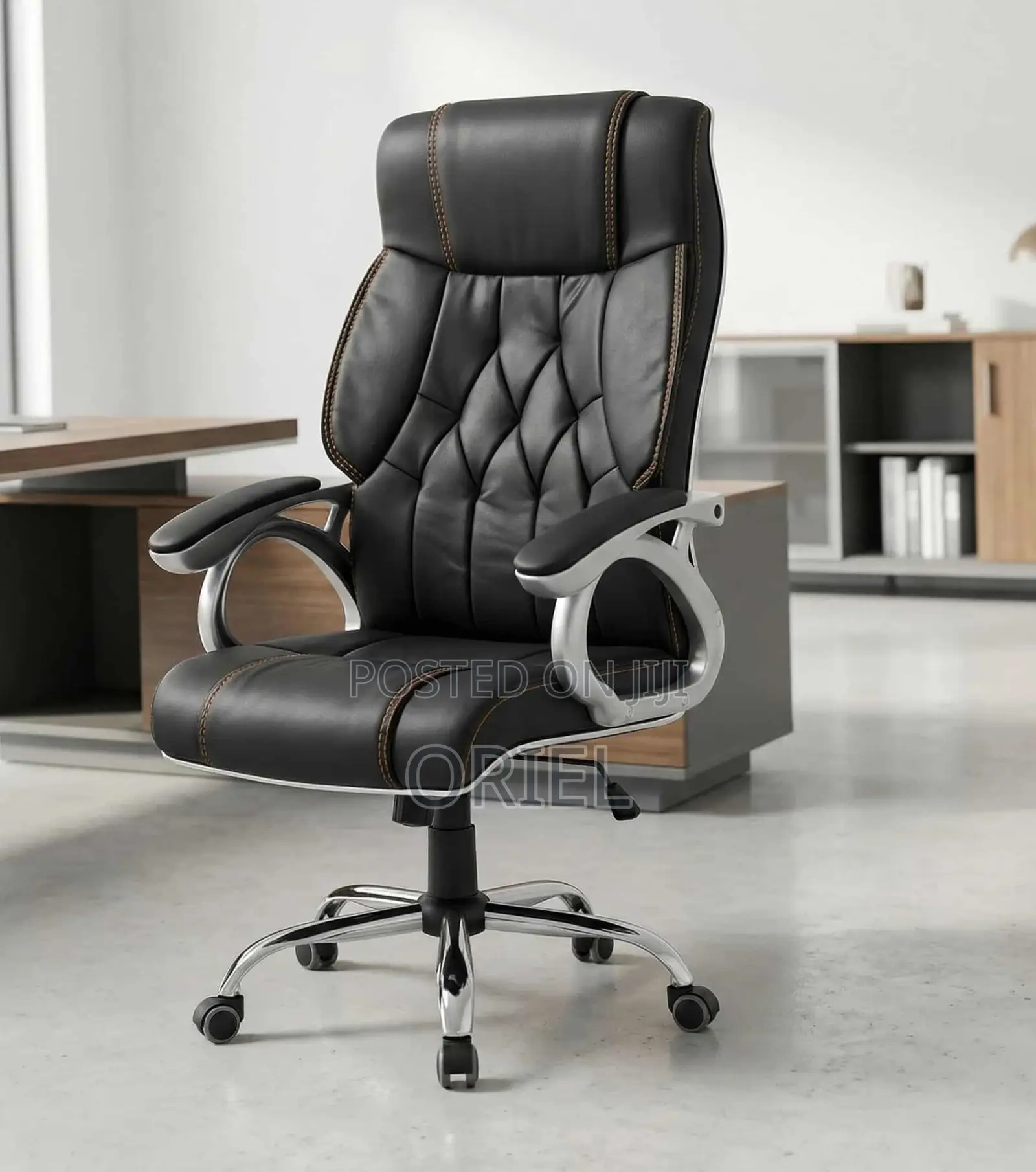 Executive Chair : PU Leather Modern Office Chair