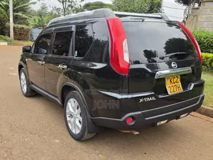 Nissan X-Trail 2.0 Petrol XE 2012 Black