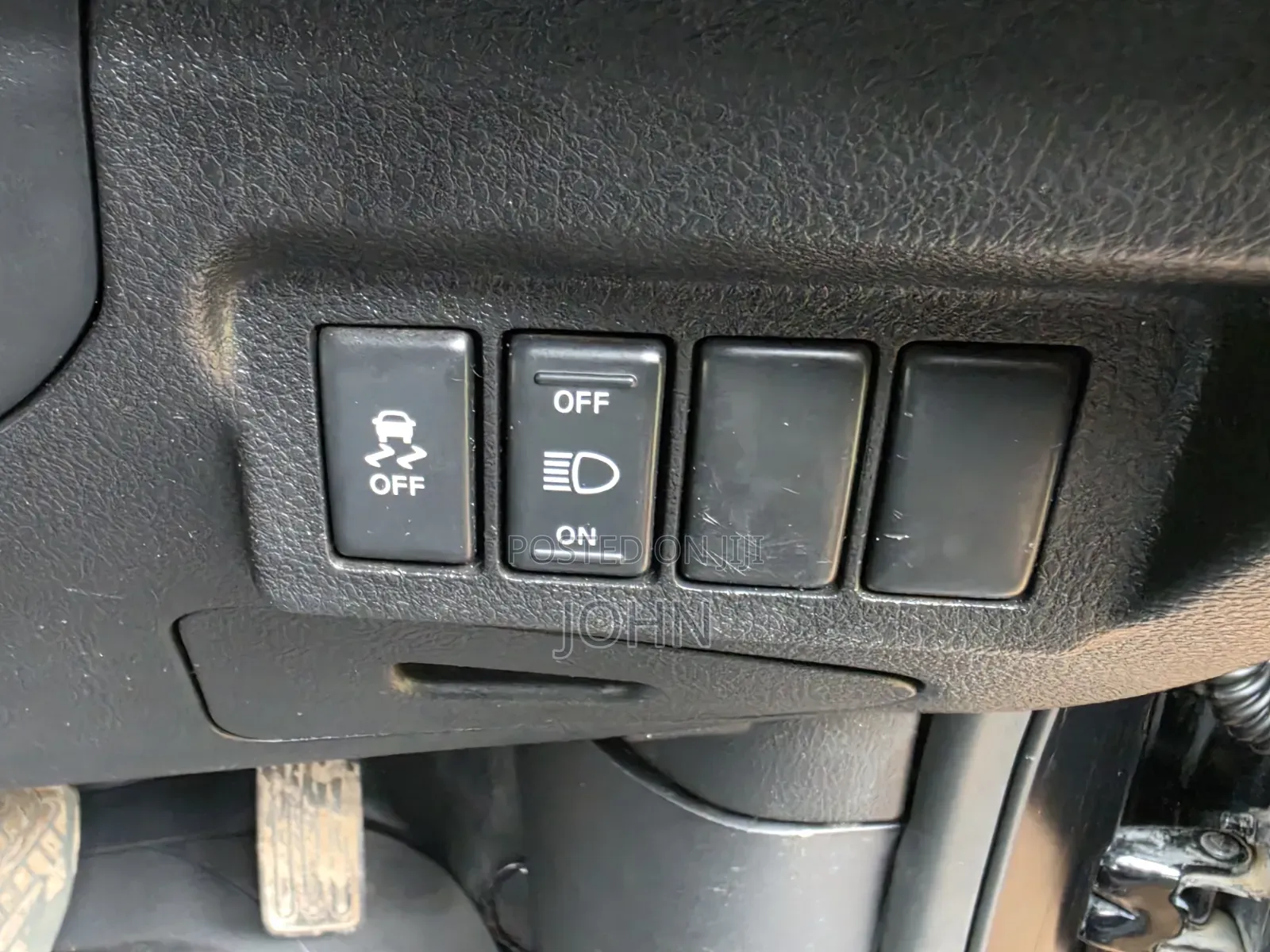 Nissan X-Trail 2.0 Petrol XE 2012 Black