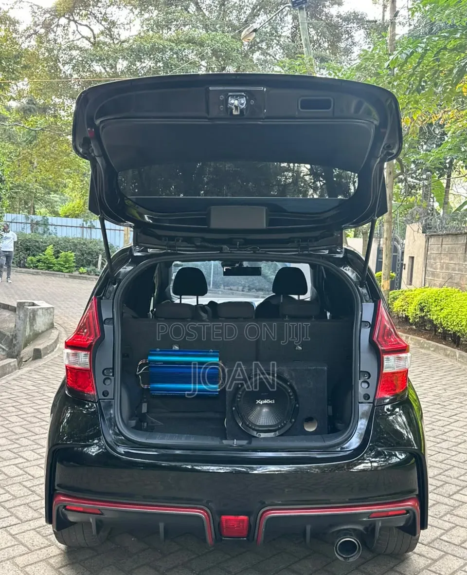 Nissan Note 2018 Black